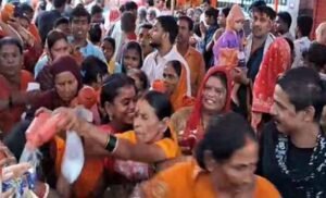 भारी बारिश में भी आस्था का सैलाब: चौथी सोमवारी पर बाबा गरीबनाथ धाम में उमड़ा जनसमूह