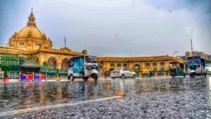 मध्य प्रदेश के 24 जिलों में भारी बारिश का अलर्ट, रविवार से बढ़ेगी मुसीबत