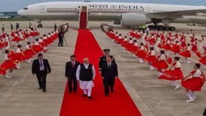 PM मोदी पहुंचे चीन, एयरपोर्ट पर हुआ भव्य स्वागत; SCO समिट में होगी अहम मौजूदगी