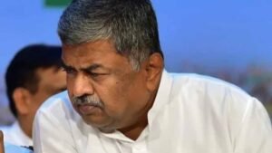 कांग्रेस नेता का विवादित बयान: PM मोदी के भाषण पर भड़के, RSS को कहा ‘भारतीय तालिबान’