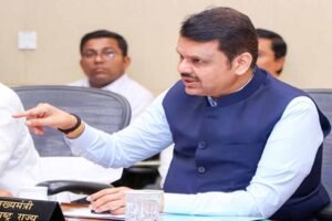 महादेवी हथिनी विवाद: सुप्रीम कोर्ट जाएगी महाराष्ट्र सरकार, फडणवीस ने दिया नंदनी मठ को समर्थन
