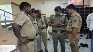 कांग्रेस नेता के होटल में सेक्स रैकेट का भंडाफोड़, पुलिस की गुप्त कार्रवाई में 11 गिरफ्तार