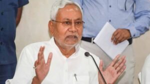 कांग्रेस-RJD मंच से PM मोदी और उनकी माता पर अभद्र टिप्पणी, CM नीतीश बोले- यह निंदनीय