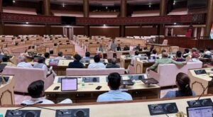 स्मार्ट मीटर योजना पर बवाल: ‘मोदी मीटर वापस लो’ के नारे, कांग्रेस ने किया वॉकआउट