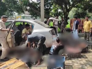 रोशना पुलिस ने 231.33 लीटर विदेशी शराब के साथ तीन तस्करों को किया गिरफ्तार