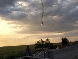 रूस-यूक्रेन जंग की गूंज पोलैंड तक, रूसी ड्रोन मार गिराए गए; F-16 और F-35 अलर्ट पर