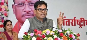 रायपुर : आने वाली पीढ़ियों के लिए ओजोन परत का संरक्षण हमारी जिम्मेदारी : मंत्री ओ.पी. चौधरी