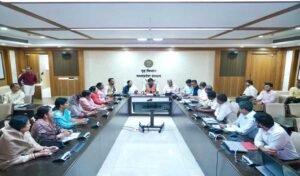 भोपाल मंत्रालय में महापौरों की बैठक, अवैध कॉलोनियों पर सख्त कानून की मांग उठी