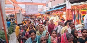 योगी सरकार में सनातन का महापर्व नवरात्रि बना आस्था और विकास का संगम, यूपी के देवी मंदिरों में उमड़ रहे लाखों श्रद्धालु