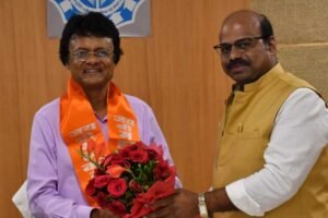 भोपाल क्रिएटिव क्लब का माखनलाल चतुर्वेदी राष्ट्रीय पत्रकारिता एवं संचार विश्वविद्यालय का सौजन्य भ्रमण