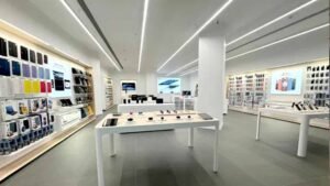 Apple का भारत में चौथा रिटेल स्टोर खुला पुणे में, अगले हफ्ते लॉन्च होगा iPhone 17
