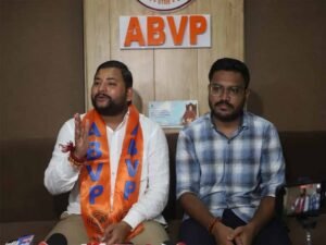 लाठीचार्ज विवाद: एबीवीपी ने योगी सरकार को दिया 48 घंटे का अल्टीमेटम