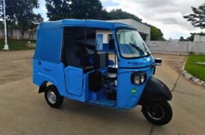 इतिहास रचा भारत में! दुनिया का पहला ड्राइवर-लेस ऑटो लॉन्च, कीमत देखकर रह जाएंगे हैरान