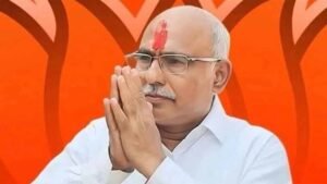 MP भाजपा अध्यक्ष हेमंत खंडेलवाल की रोड शो में हादसा: जीप के गेट में ऊंगली फंसने से चक्कर आने लगे