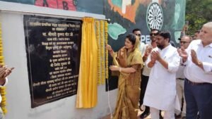 राष्ट्र को आगे बढ़ाने के लिए बच्चों का शिक्षित होना जरूरी : राज्यमंत्री कृष्णा गौर