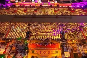 दीपोत्सव में झलकेगा विकास का उजियारा, योगी सरकार की योजनाओं से निखरेगी अयोध्या