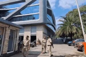 MP के दूसरे सबसे अमीर शख्स पर इनकम टैक्स की गुप्त छापेमारी, भोपाल पुलिस तक को नहीं लगी भनक