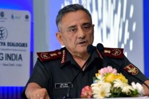CDS जनरल अनिल चौहान का सख्त संदेश: ‘अब युद्ध की परिभाषा बदल गई, भारत आतंक के आगे नहीं झुकेगा’