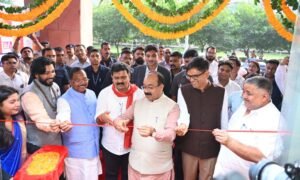 रायपुर : छत्तीसगढ़ में रजिस्ट्री हुई स्मार्ट, नवा रायपुर में देश का पहला अत्याधुनिक स्मार्ट पंजीयन कार्यालय शुरू