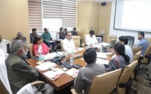 मंत्री  पटेल ने संविदा पंचायत कर्मियों के समय पर मानदेय भुगतान के दिए निर्देश