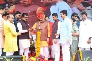 इंदौर स्वच्छता के साथ अन्य क्षेत्रों में भी तेजी से आगे बढ़े : मुख्यमंत्री डॉ. यादव