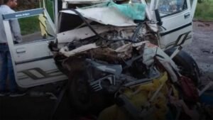 कवर्धा में दर्दनाक सड़क हादसा: बोलेरो-ट्रक टक्कर में 4 की मौत, 5 घायल