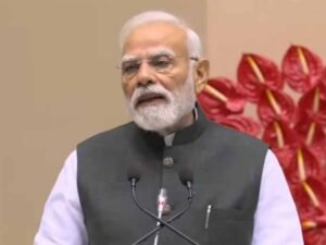 बिहार में गरजी पीएम मोदी की हुंकार: ‘जननायक’ पद की हो रही चोरी, राहुल-राजद पर हमला