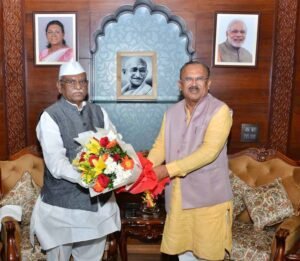 विधानसभा अध्यक्ष देवनानी ने राज्यपाल बागडे से की मुलाकात