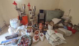 इंदौर में नकली पान मसाला बनाने वाले कारखाने का भंडाफोड़, तीन गिरफ्तार, मशीन और सामान जब्त