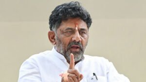 डीके शिवकुमार ने रद्द किया दावोस दौरा, कर्नाटक की राजनीति में उलझे उप-मुख्यमंत्री
