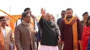 समृद्धि यात्रा पर सीतामढ़ी पहुंचे नीतीश, निशांत पर सियासी घमासान