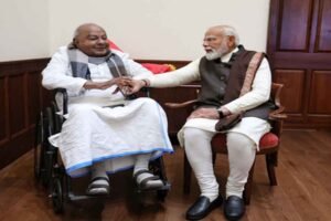 प्रधानमंत्री मोदी ने HD देवगौड़ा से की सौजन्य मुलाकात, विकास में योगदान की सराहना