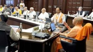 शिक्षकों-शिक्षामित्रों को बड़ी सौगात: कैशलेस मेडिकल सहित 30 प्रस्तावों को योगी कैबिनेट की मंजूरी