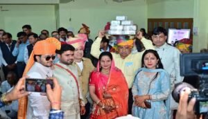 81 लाख कैश, 25 तोला सोना: मामा ने भांजे की शादी में भरा 1 करोड़ 61 लाख का मायरा