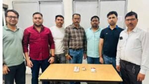 पांच साल से फरार महिला और युवक मादक पदार्थ के साथ गिरफ्तार