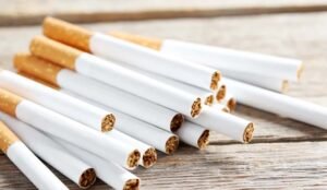 सिगरेट महंगी हुईं, कीमतों में बढ़ोतरी से कंपनियों के शेयरों पर भी असर