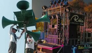 इंदौर में ध्वनि प्रदूषण पर सख्ती: डीजे उपकरण जब्त, ऊंचे मीनारों के लाउडस्पीकर होंगे हटाए