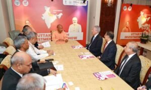 सिंगापुर दौरे के पहले ही दिन मुख्यमंत्री योगी की बड़ी सफलता, यूनिवर्सल सक्सेस ग्रुप के साथ हुए 6,650 करोड़ रुपये के 3 एमओयू