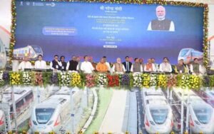 पीएम मोदी नए और आधुनिक भारत के निर्माता: योगी आदित्यनाथ