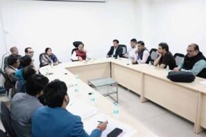 सुपर स्पेशलिटी अस्पताल में मरीजों को उपलब्ध हों तृतीयक स्तर की स्वास्थ्य सेवाएं : उप मुख्यमंत्री  शुक्ल