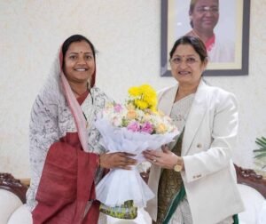 महतारी गौरव वर्ष’ मना रहा छत्तीसगढ़: मंत्री लक्ष्मी राजवाड़े ने केंद्रीय मंत्री अन्नपूर्णा देवी को दी जानकारी
