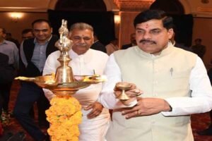 शिक्षा को जीवन के अनुभवों से जोड़ते हुए समयानुकूल बनाना आवश्यक : मुख्यमंत्री डॉ. यादव