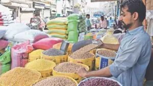 पड़ोसी देश में दाल संकट गहराया, आम लोगों की थाली से गायब हो रही जरूरी चीज