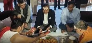 गौतम अडानी ने बाबाधाम मंदिर में टेका माथा, भोलेनाथ का लिया आशीर्वाद