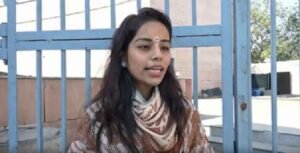 डीयू-यूजीसी विवाद पर यूट्यूबर मेघा की सफाई, बोलीं- रुचि के समर्थन में लगाए नारे, किसी संगठन से नहीं जुड़ी