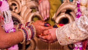 पंजाब की पंचायत ने लव मैरिज पर लगाई रोक, नियम तोड़ने वालों पर क्या होगा कार्रवाई?