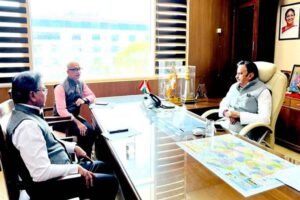 सीएचसी को एफआरयू के रूप में उन्नत करने के लिए मैनपावर की उपलब्धता सुनिश्चित करें: उप मुख्यमंत्री शुक्ल