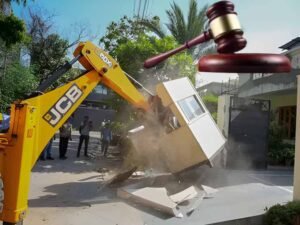 गुरुग्राम में तोड़फोड़ पर सुप्रीम कोर्ट सख्त, हाईकोर्ट जाने की दी सलाह