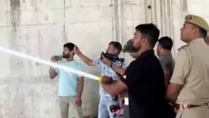 नोएडा में हाईराइज आग से निपटने की नई तकनीक का ट्रायल सफल