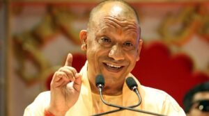 जातिवाद के नाम पर देश को लूटने वाले राष्ट्रद्रोहियों से सावधान रहें: सीएम योगी